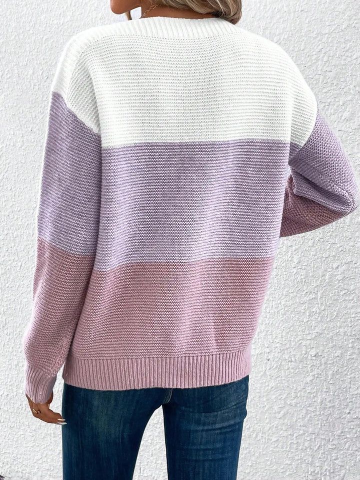 Mia - Stylish Ombre Sweater