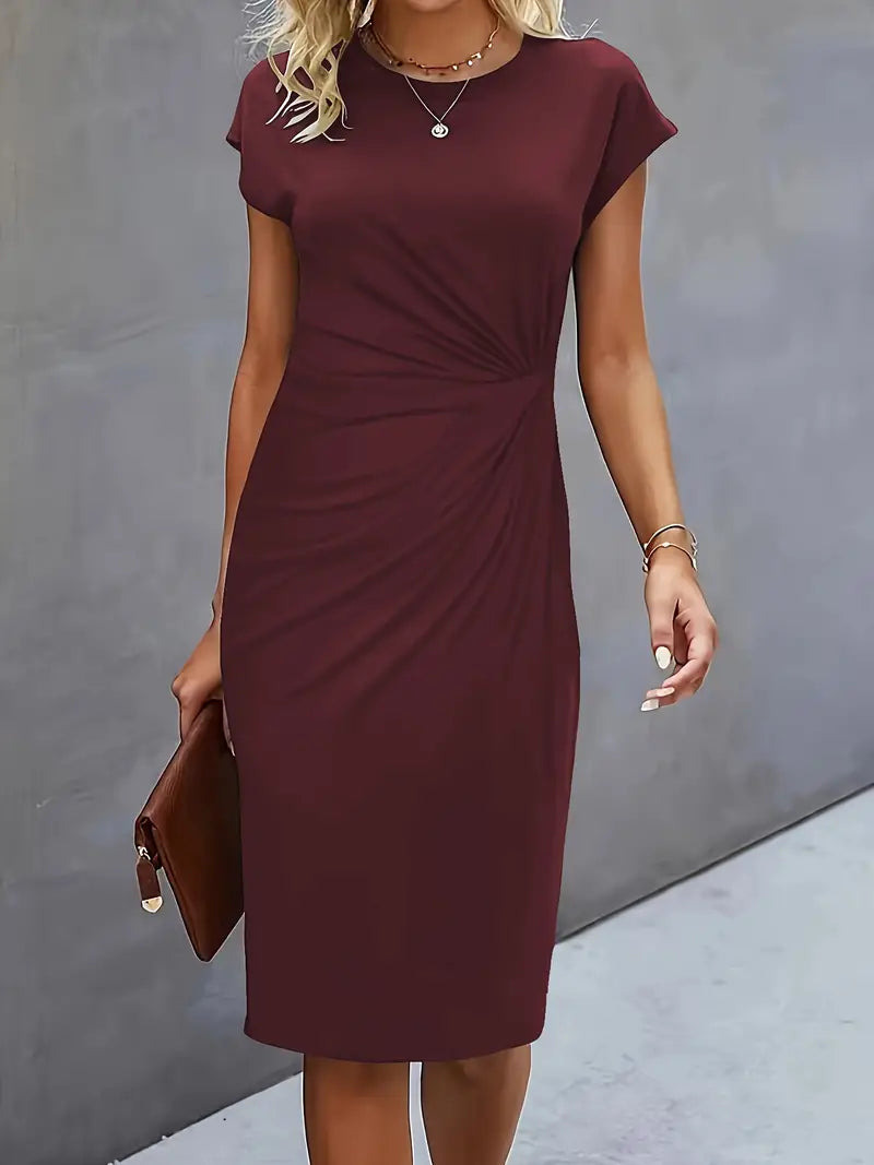 Adelina – Flattering Round Neck Dress